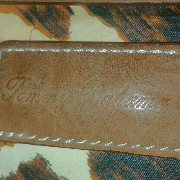 Tommy Bahamas tote - Picture 3 of 4